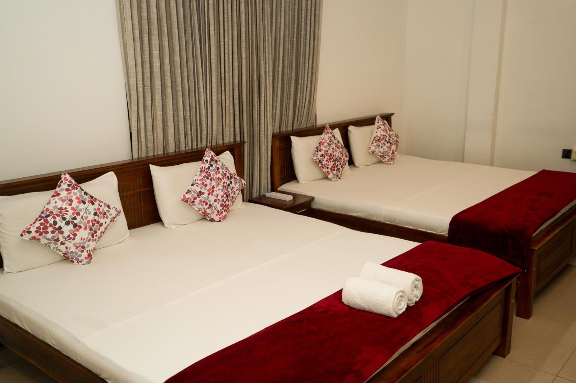 Airport 4 Season Transit Hotel 卡图纳耶克 外观 照片