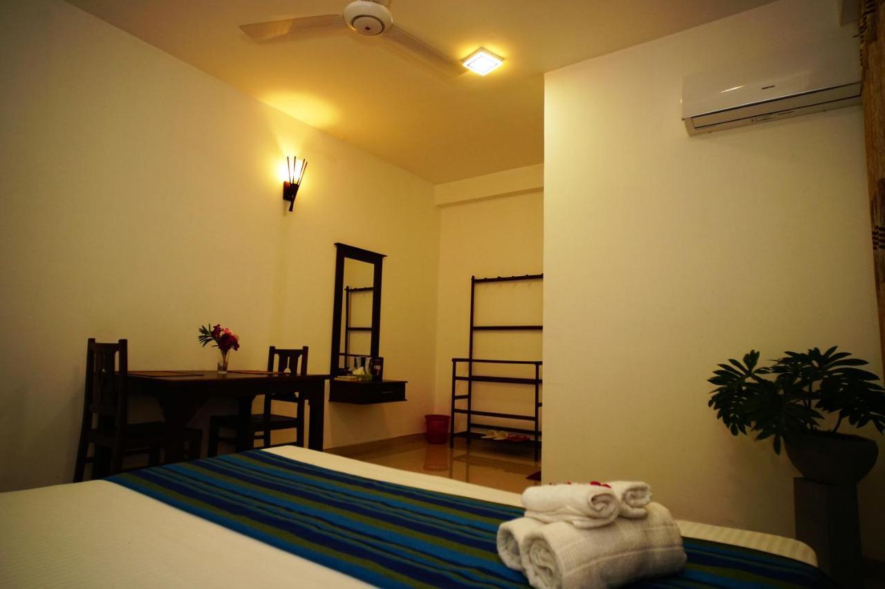 Airport 4 Season Transit Hotel 卡图纳耶克 外观 照片